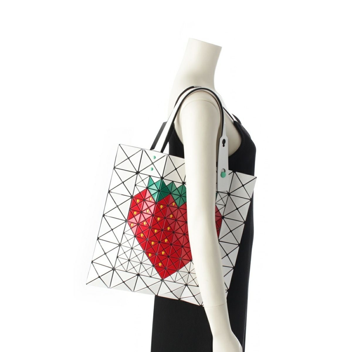 バオバオ イッセイミヤケ FRUITS Tote Bag STRAWBERRY フルーツ