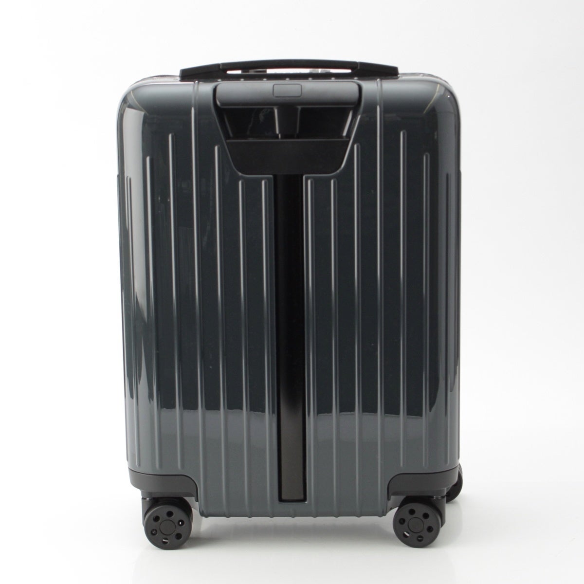 リモワ エッセンシャル ライト ポリカーボネート キャビンU 4輪 TSA