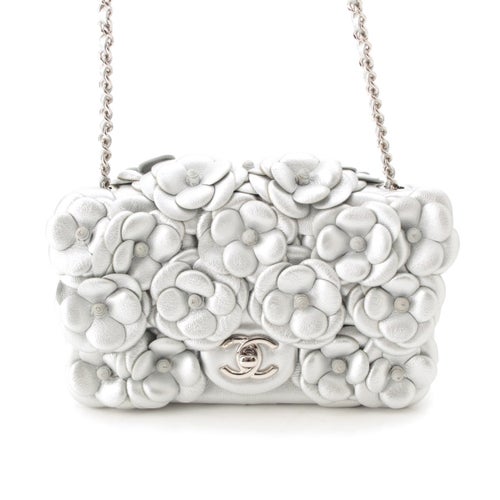 シャネル マトラッセ20 カメリア ラムスキン チェーン ショルダーバッグ ココマーク シルバー