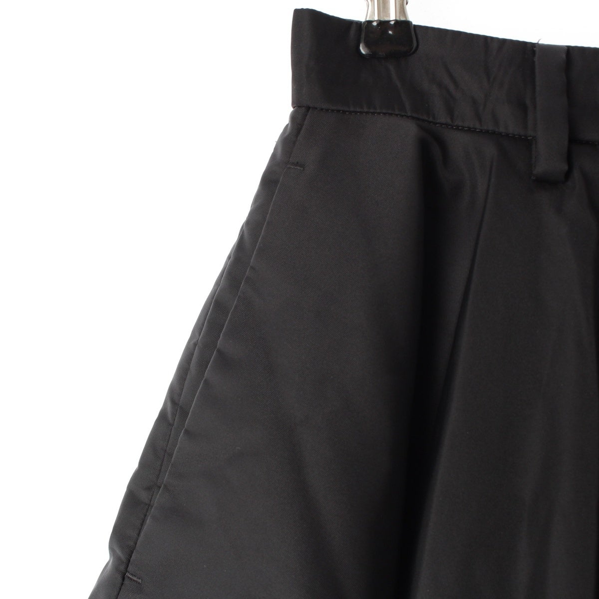プラダ 23年 Re Nylon トライアングルロゴ フレア ロング スカート