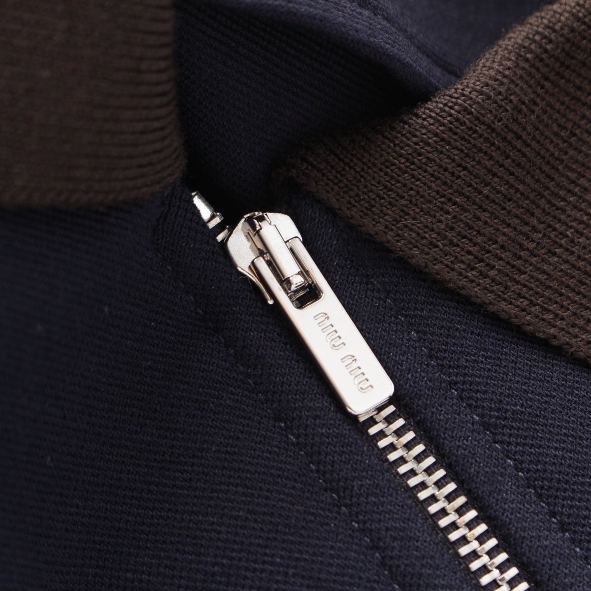 ミュウミュウ 25AW ポロ襟 ジッパー スウェットシャツ プルオーバー