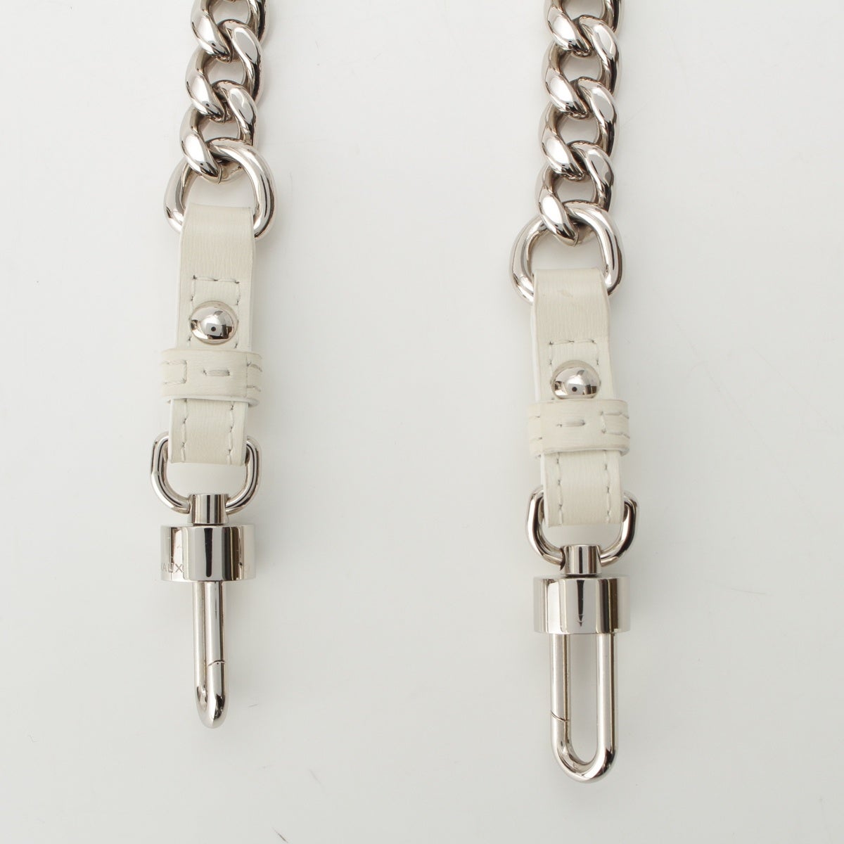 デルヴォー Short Chain ボックスカーフ ショルダーストラップ