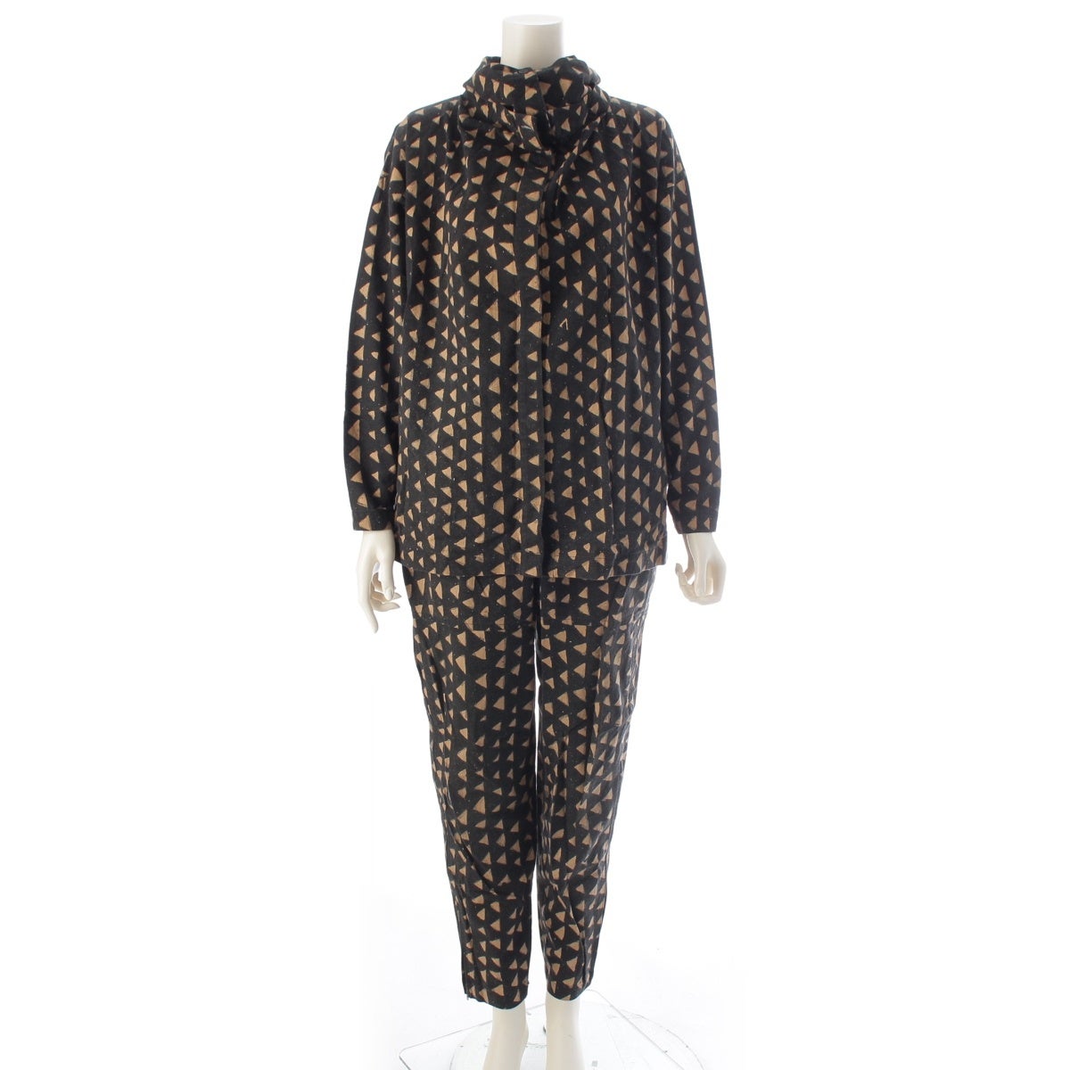 イッセイミヤケ（ISSEY MIYAKE） | ブランド中古通販 retro.jp
