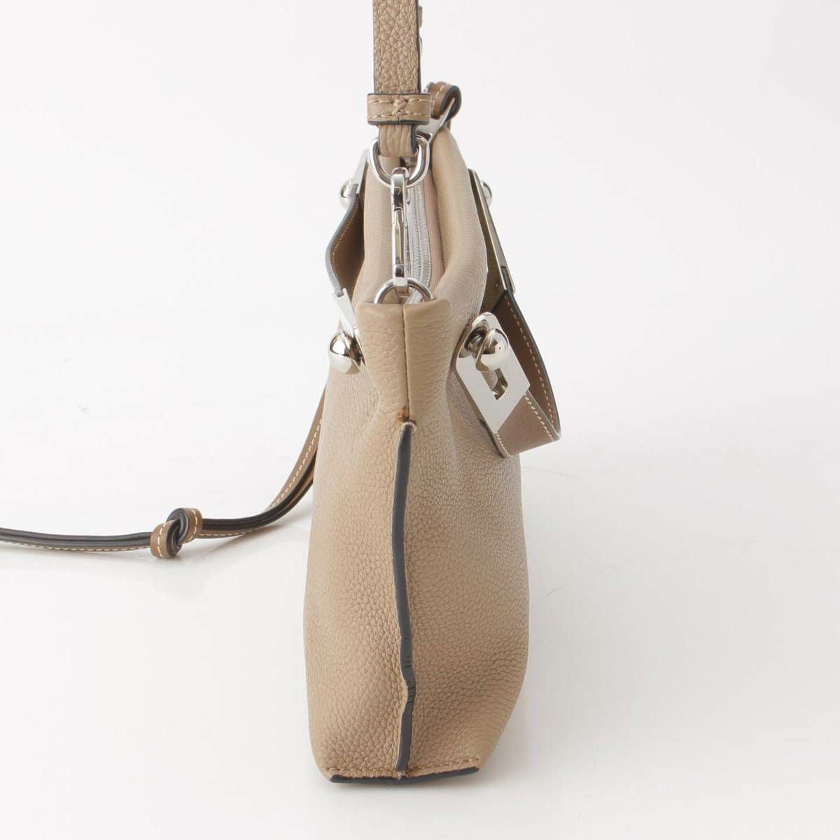 ロエベ Loewe ミッシー スモール アナグラム レザー 2way クラッチ