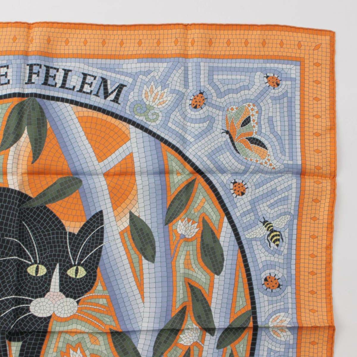 エルメス Hermes カレ90 シルクスカーフ CAVE FELEM 猫に注意 オレンジ