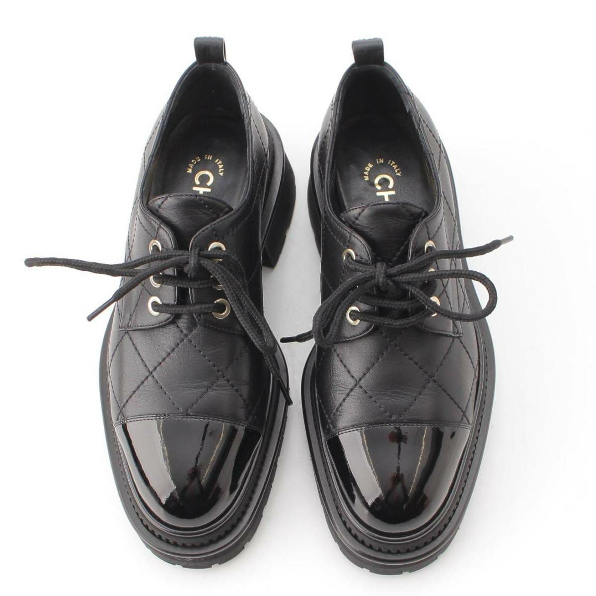 シャネル Chanel 23A マトラッセ ロゴ レザー レースアップ シューズ