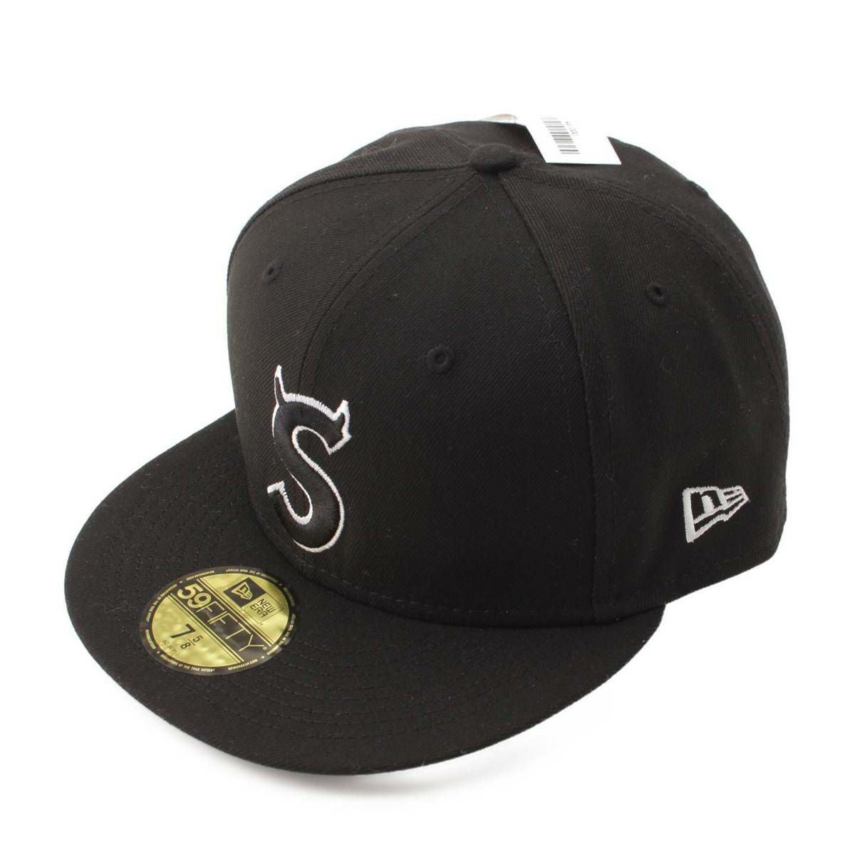 Supreme×NEWERAコラボ　ベースボールキャップ7 1/2 ブラック シュプリーム Supreme ニューエラコラボ New Era メンズ エスロゴ