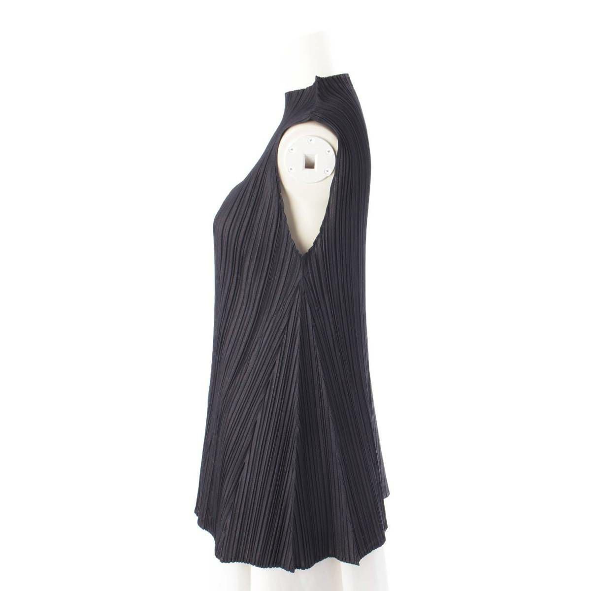 イッセイミヤケ Issey miyake プリーツプリーズ 23AW ノースリーブ