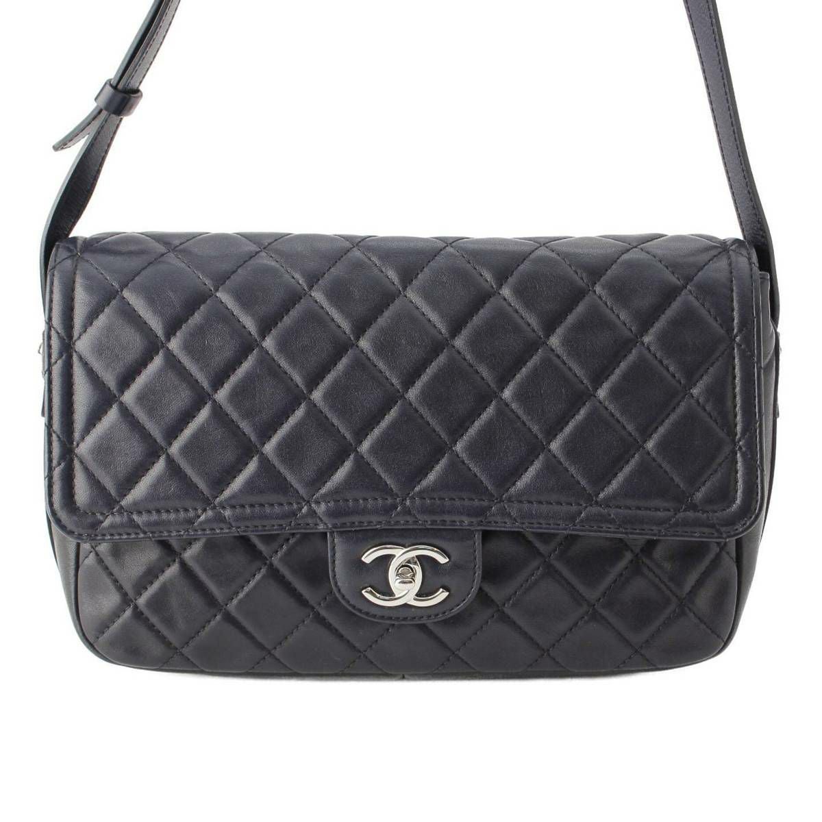 シャネル】Chanel 24番台 マトラッセ ココマーク ラムスキン