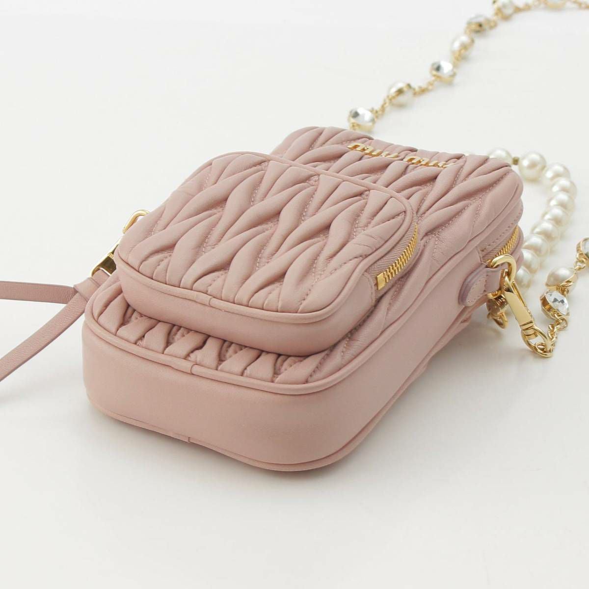 ミュウミュウ Miu Miu マテラッセ ロゴ パールチェーン クリスタル