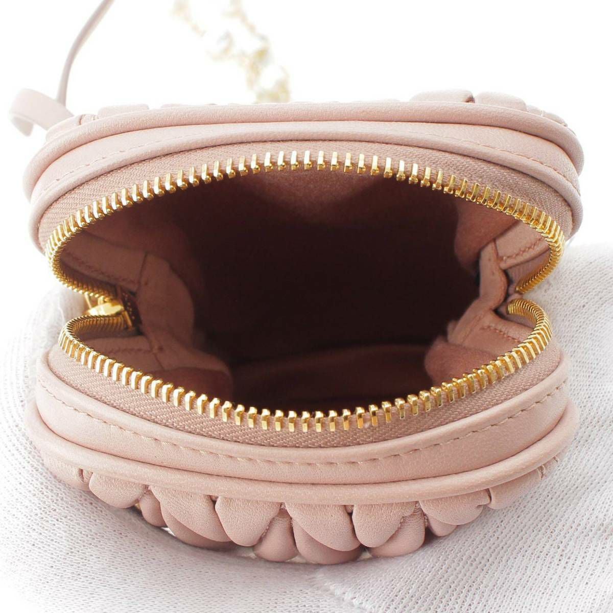 ミュウミュウ Miu Miu マテラッセ ロゴ パールチェーン クリスタル