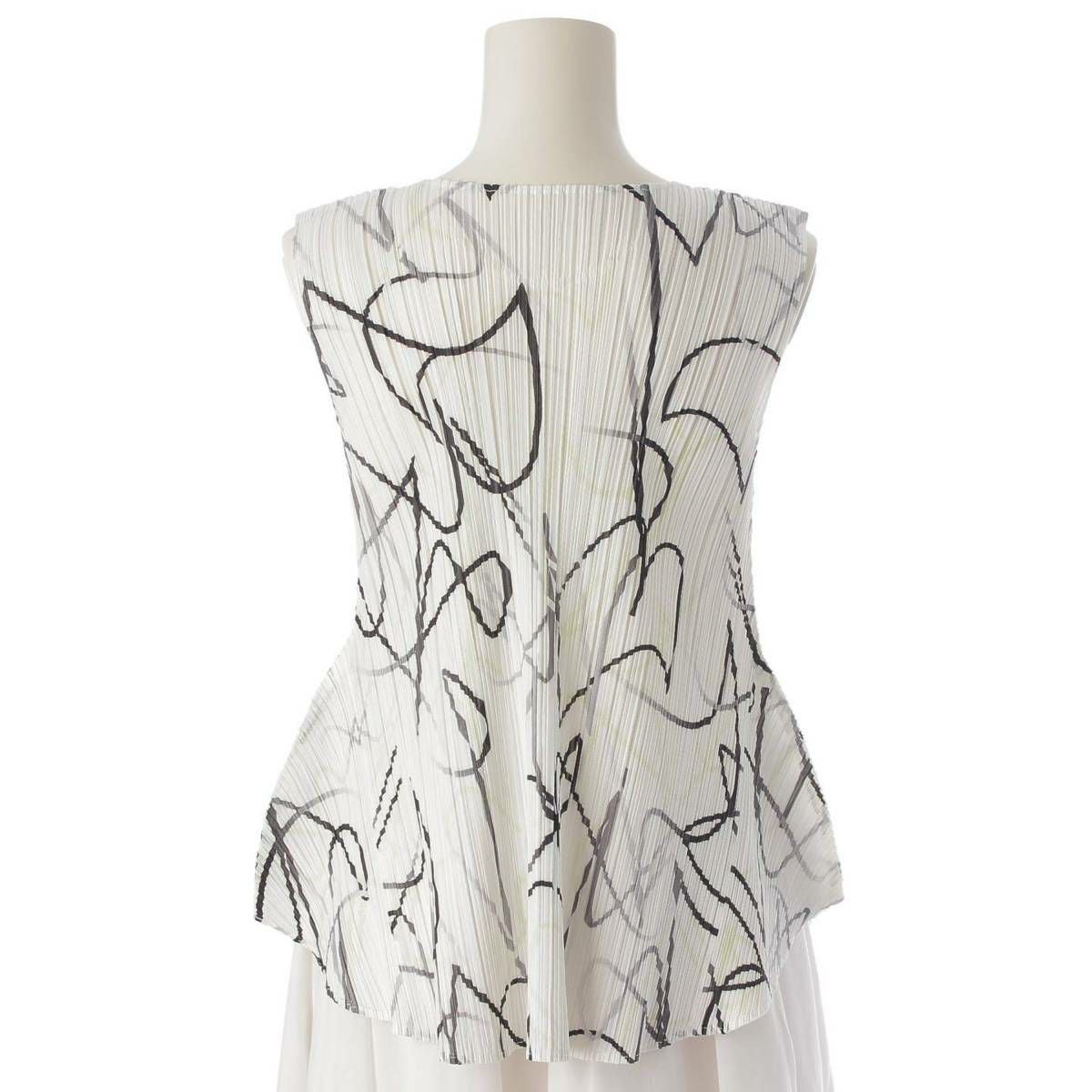 プリーツプリーズ イッセイミヤケ PLEATS PLEASE ISSEY ノースリーブ