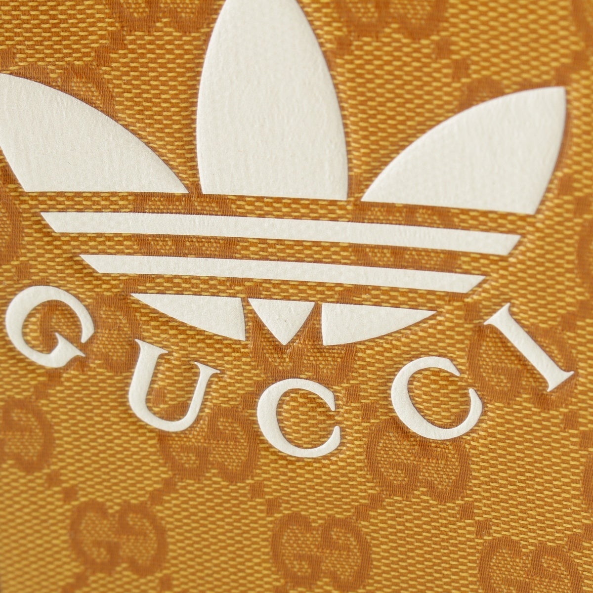 グッチ アディダス adidas レザー スマホ フォンケース GGクリスタル
