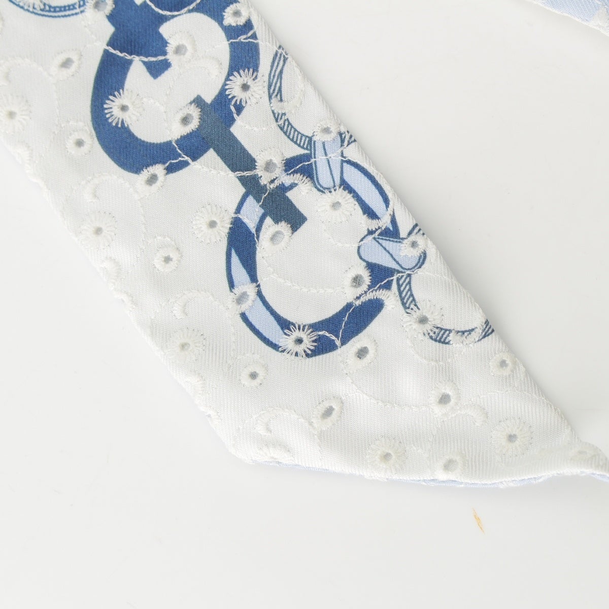 エルメス ツイリー TWILLY ド・レ・ブックル DO RE BOUCLES シルク