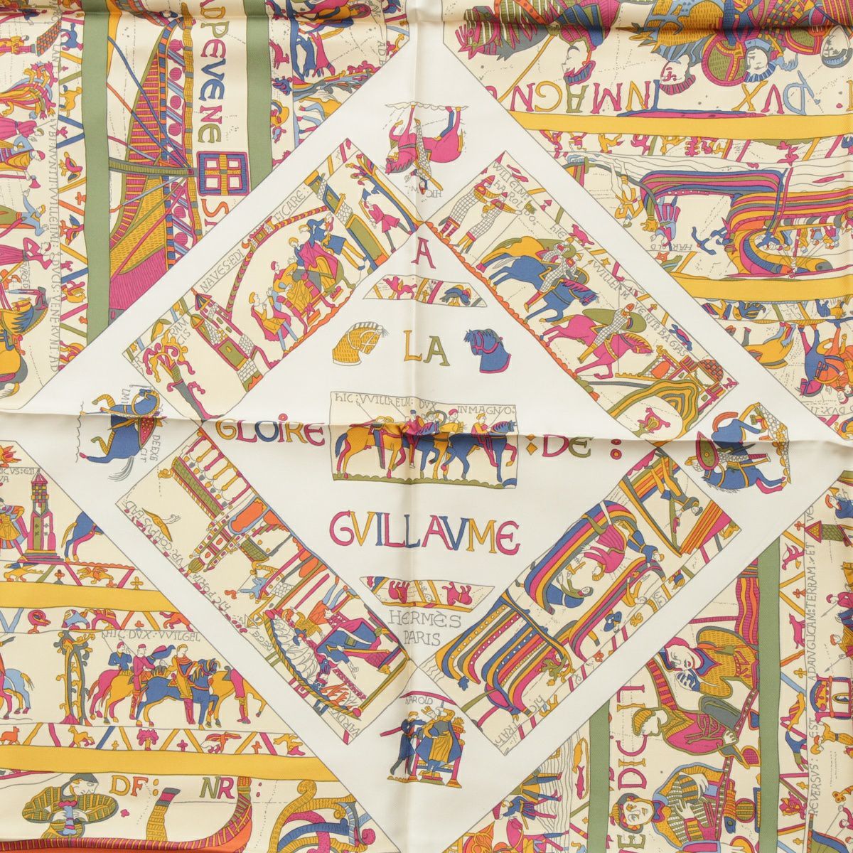 エルメス カレ90 シルク LA GLOIRE DE GVILLAVME ヘイスティングズの