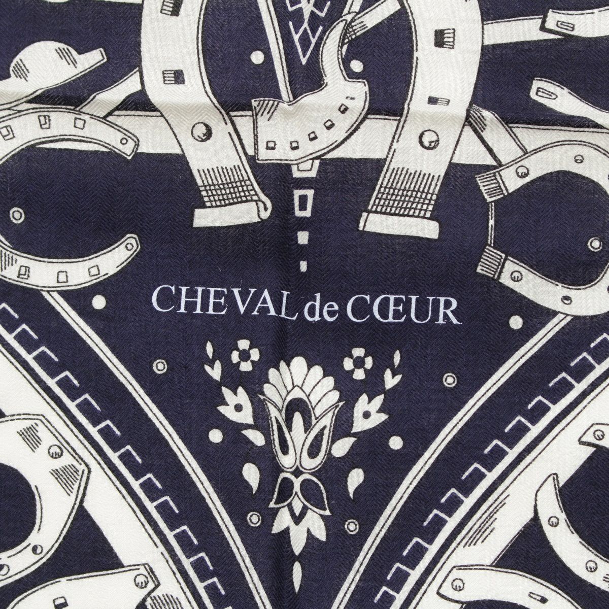 HERMES カレ140 【シュヴァル ドゥ クール】 バンダナ カシシル HERMES*カレ140 【シュヴァル ドゥ クール】 バンダナ カシシル