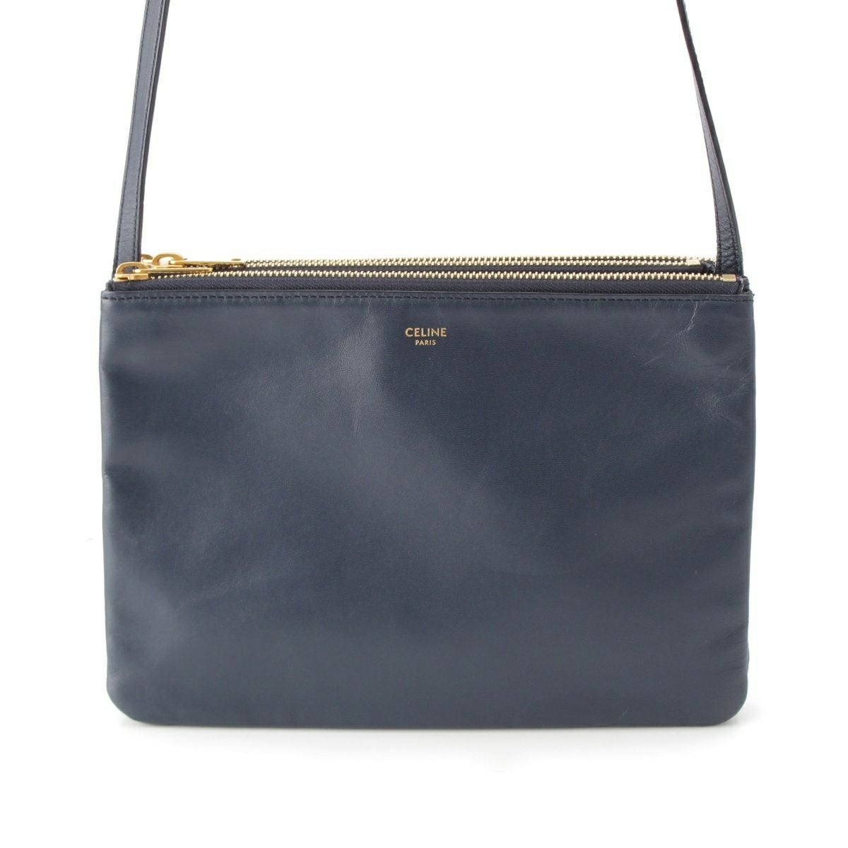 【美品】セリーヌ トリオラージ ショルダーバッグ ダークネイビー レザー セリーヌ トリオ ラージ レザー ショルダーバッグ ネイビー | 中古通販